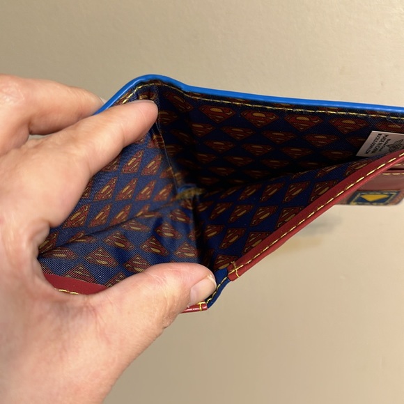 Superman men’s rubber wallet - Picture 5 of 5